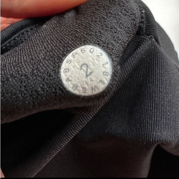 Lululemon mesh cutout leggings - Picture 4 of 4